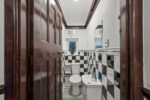 Photo 1- click for photo gallery